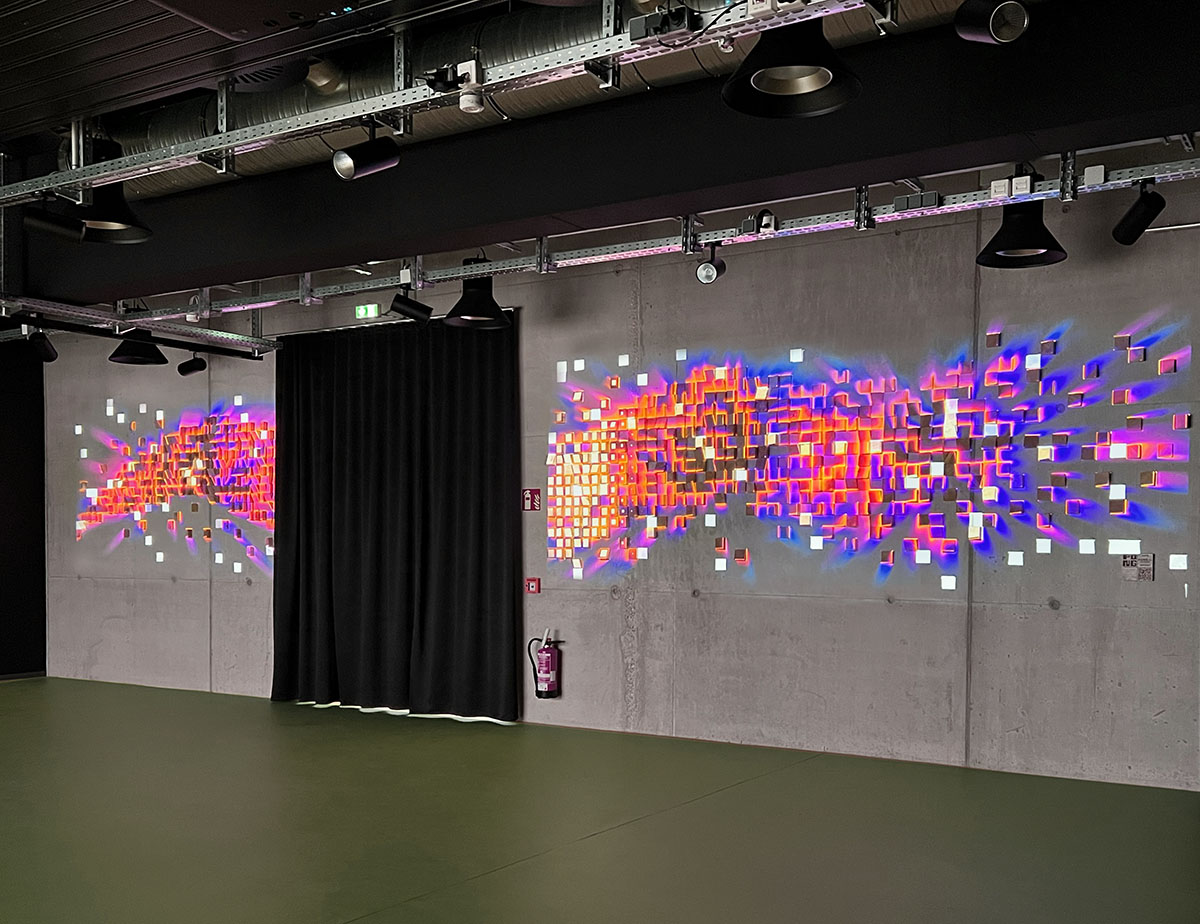 PixelWave_CyberForum_pong_li_7